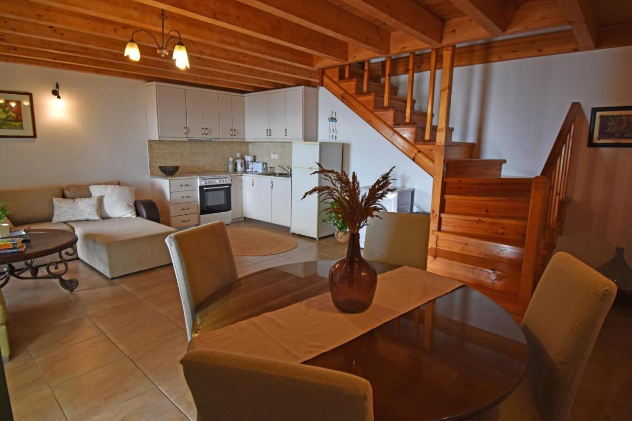 Delfini Resort Agios Georgios Pagon Exterior foto